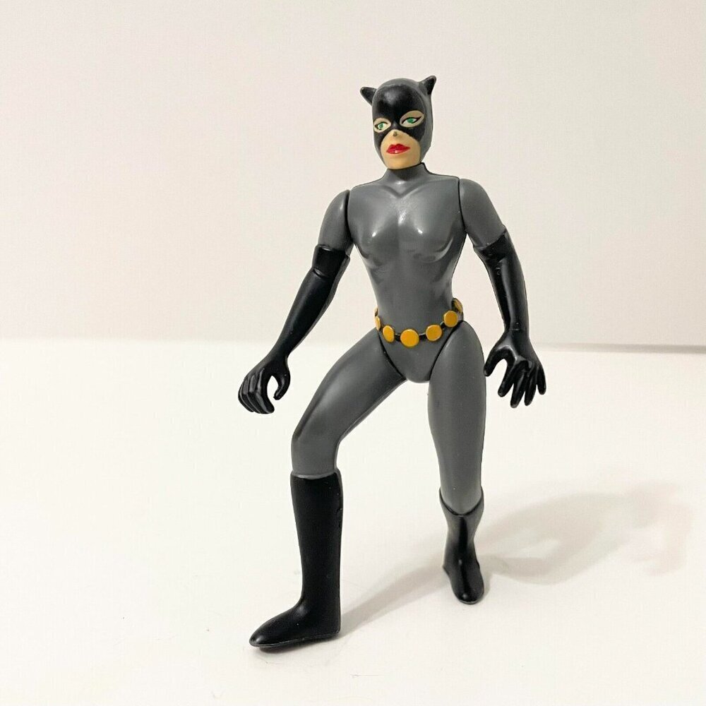 1993 Kenner Batman The Animated Series Catwoman Action Figure DC Comics 4 Inch